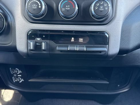 Used 2024 RAM 2500 Big Horn w/ Bed Utility Group AWD/4WD image 20