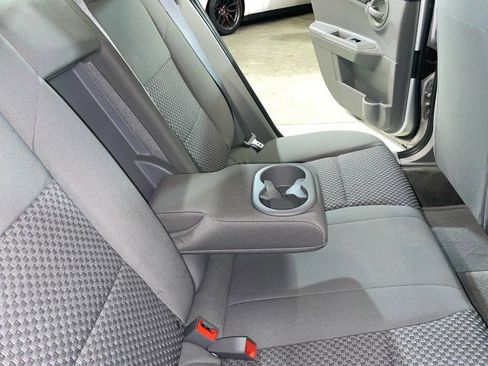 Used 2008 Dodge Avenger SE image 18