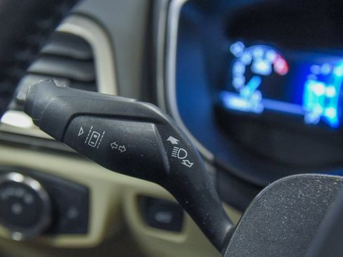 Used 2019 Ford Fusion SEL image 24