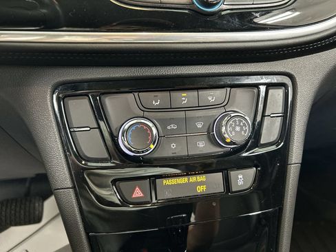 Used 2022 Buick Encore Preferred w/ Safety Package AWD/4WD image 16