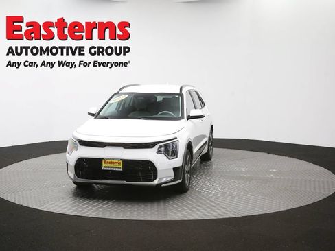 Used 2023 Kia Niro Wind w/ Wind Preserve Package FWD image 53