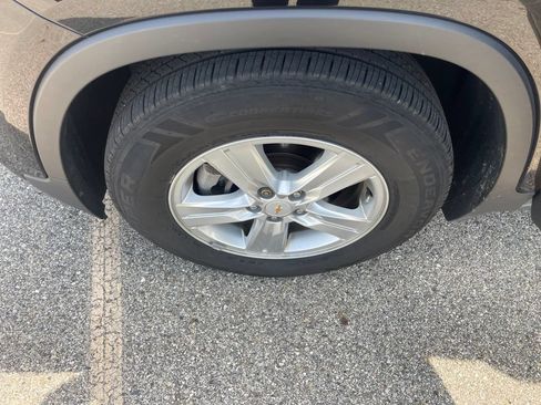Used 2020 Chevrolet Trax LS w/ Tint and Cruise Package FWD image 23