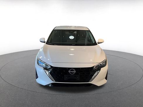 Used 2024 Nissan Sentra SV image 4