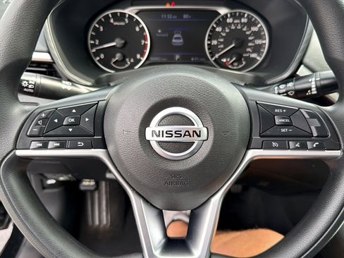Used 2020 Nissan Altima 2.5 S FWD image 16