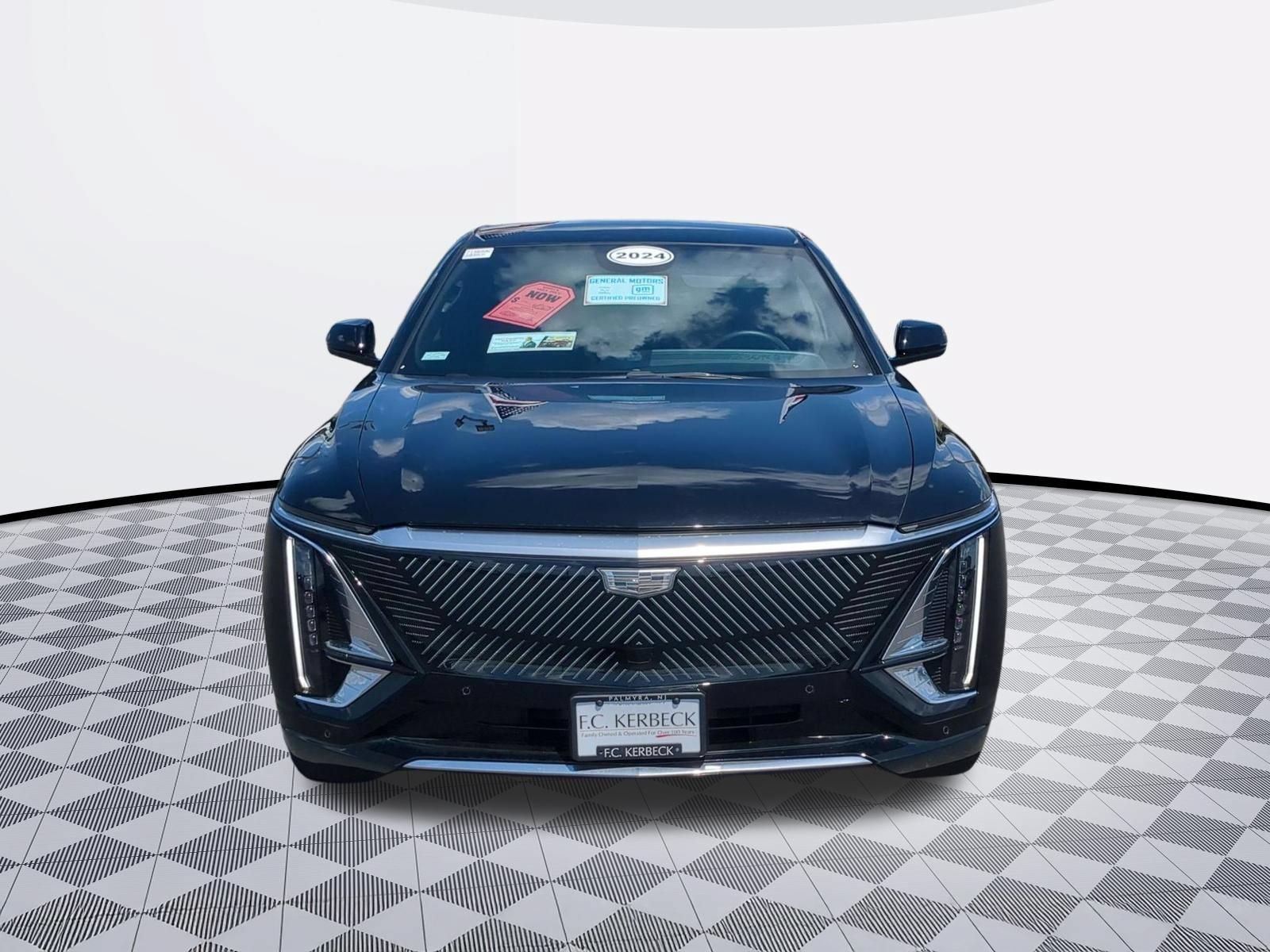 Certified 2024 Cadillac Lyriq Tech AWD/4WD image 3