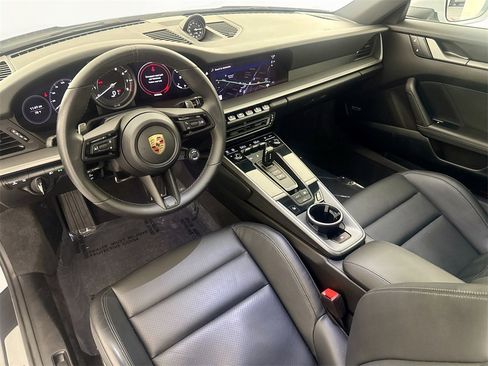 Used 2024 Porsche 911 Carrera image 22