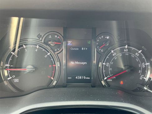 Used 2023 Toyota 4Runner SR5 image 29