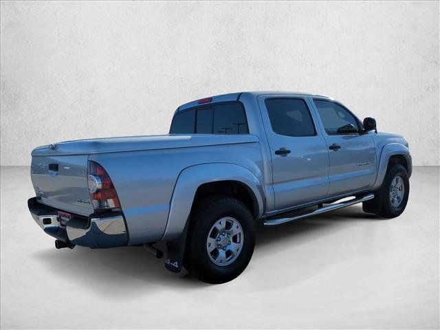 Used 2011 Toyota Tacoma 4x4 Double Cab w/ SR5 Pkg #2 image 5