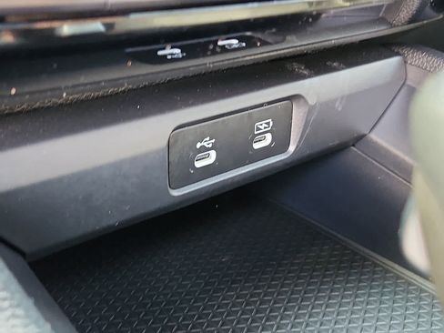 Used 2023 Honda Accord Sport image 25