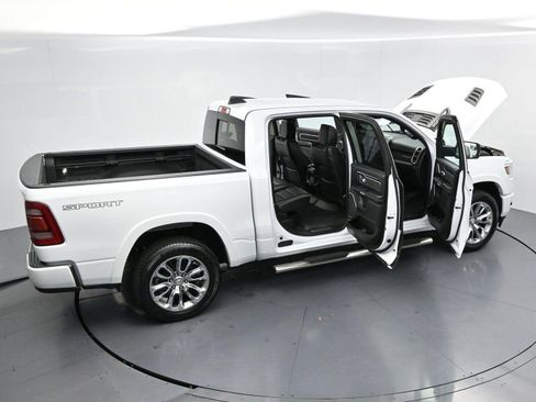 Used 2022 RAM 1500 Laramie AWD/4WD image 38