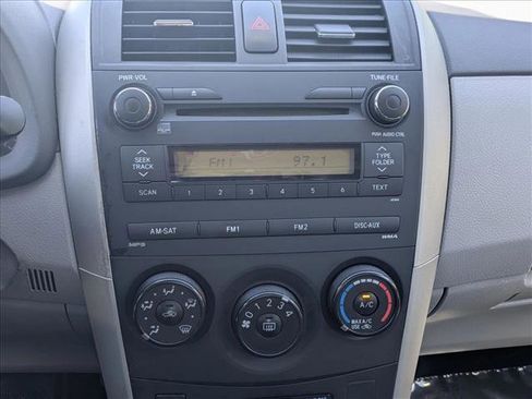 Used 2010 Toyota Corolla LE FWD image 13