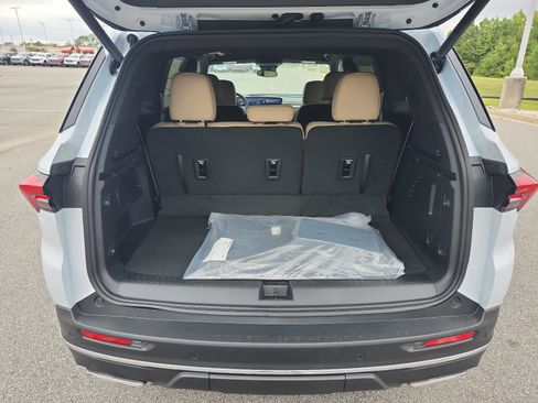 New 2026 Buick Enclave Preferred image 7