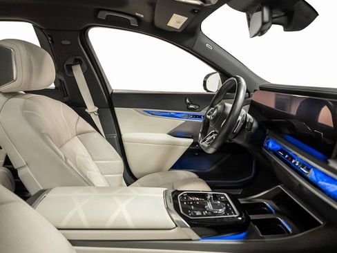 Used 2023 BMW 740i w/ Luxury Rear Seating Package image 55