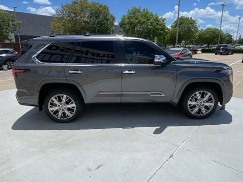 Used 2024 Toyota Sequoia Capstone AWD/4WD image 5