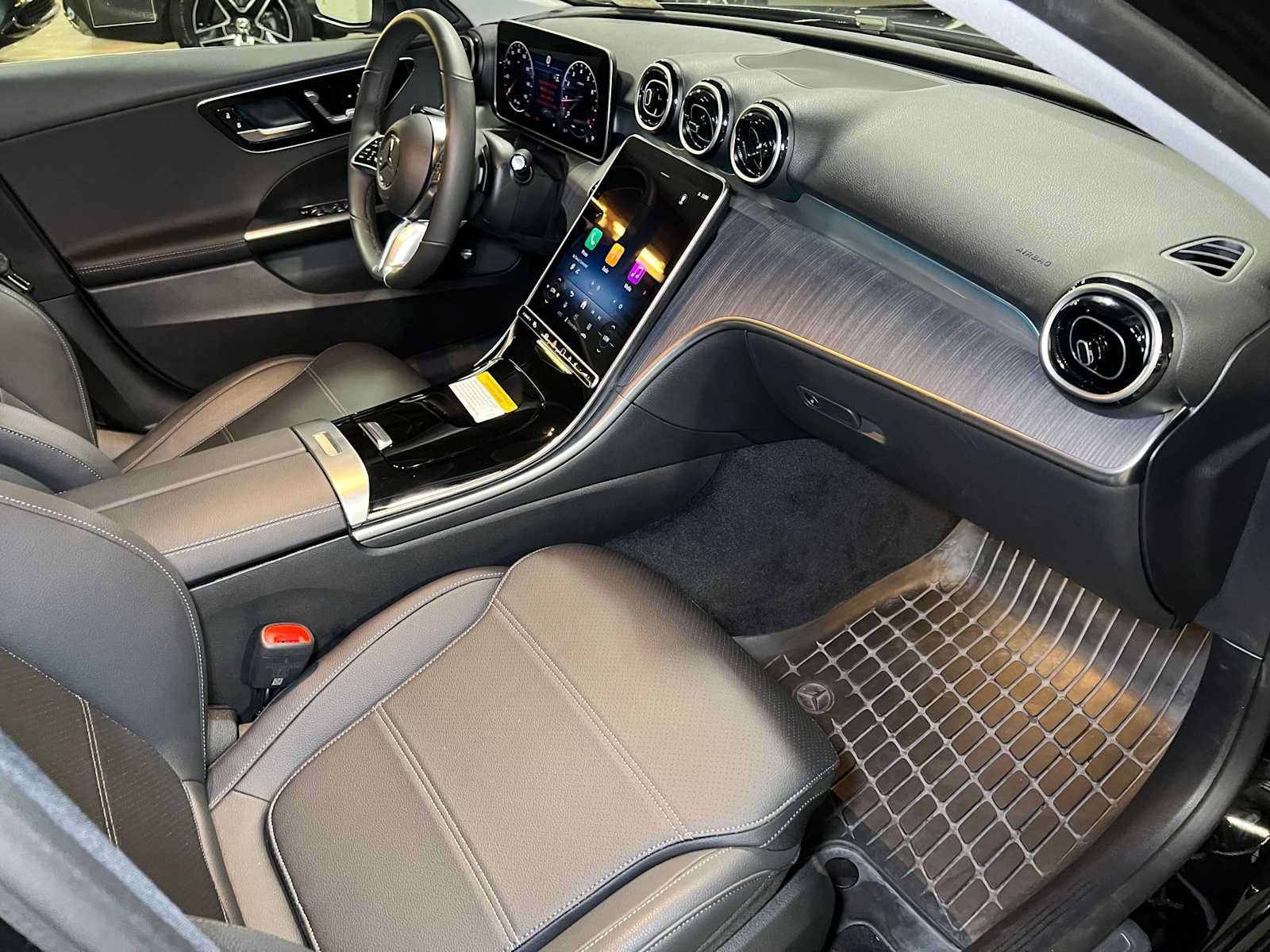 Used 2026 Mercedes-Benz C 300 4MATIC Sedan image 11