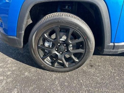 New 2026 Jeep Compass Latitude image 40