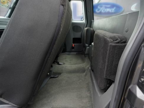 Used 2011 Ford Ranger XLT w/ Bright Trim Group AWD/4WD image 18