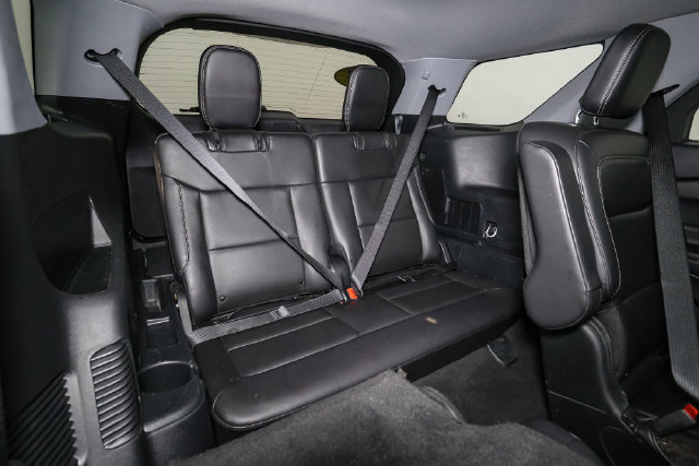 Used 2023 Ford Explorer XLT w/ Equipment Group 202A AWD/4WD image 20