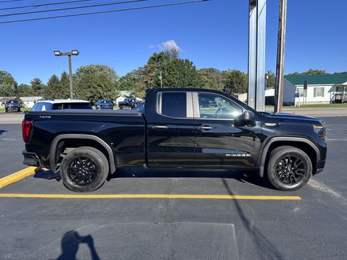 Used 2023 GMC Sierra 1500 Pro w/ Graphite Edition image 6