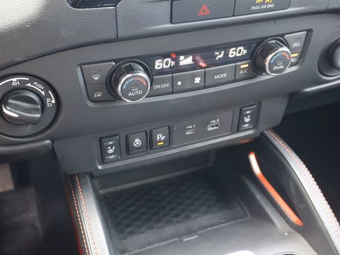 Used 2023 Nissan Frontier PRO-4X w/ Pro Convenience Package AWD/4WD image 23
