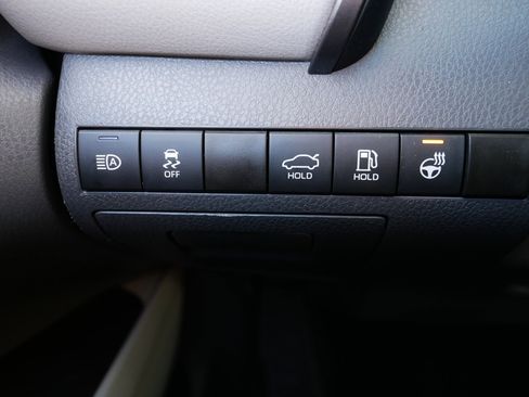 Used 2023 Toyota Camry XLE image 26