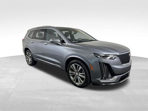 Used 2021 Cadillac XT6 Premium Luxury AWD/4WD image 7