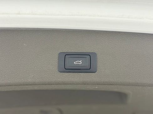 Used 2015 Audi Q5 2.0T Premium Plus w/ Technology Package image 38