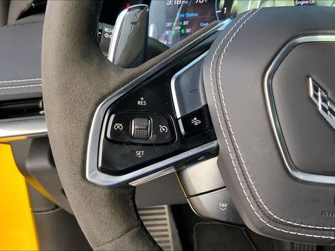 Used 2025 Chevrolet Corvette Stingray Convertible w/ 1LT image 21