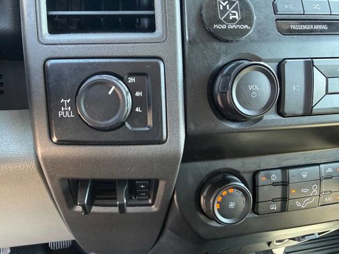 Used 2022 Ford F350 XL w/ Power Equipment Group image 24