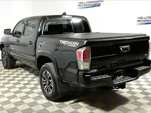 Used 2021 Toyota Tacoma TRD Sport image 8