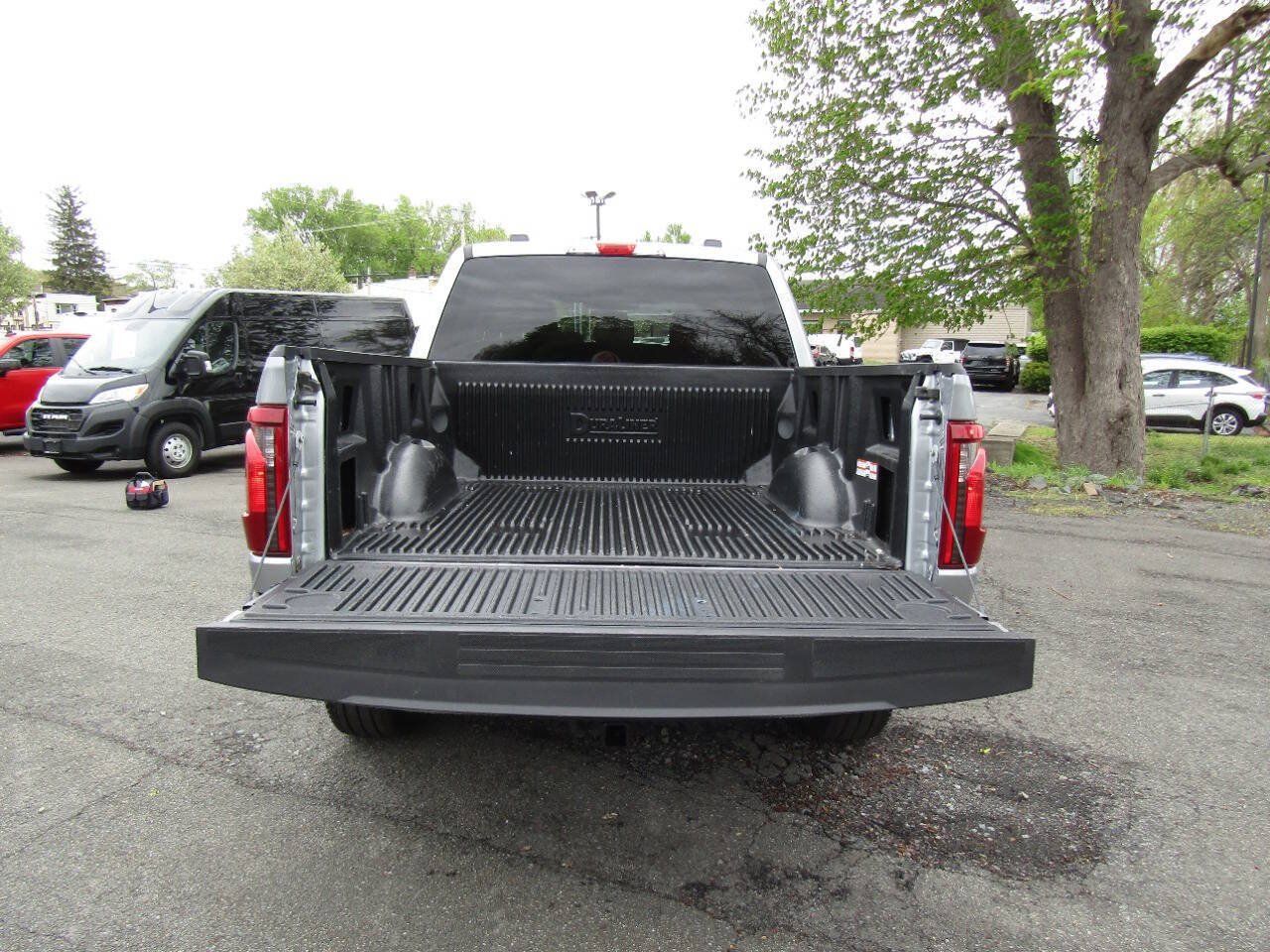 Used 2025 Ford F150 XLT w/ Equipment Group 301A Standard AWD/4WD image 24