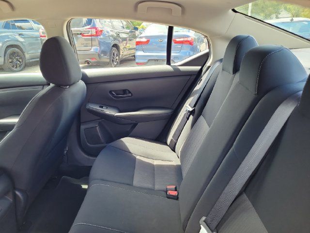 Used 2024 Nissan Sentra SV FWD image 13