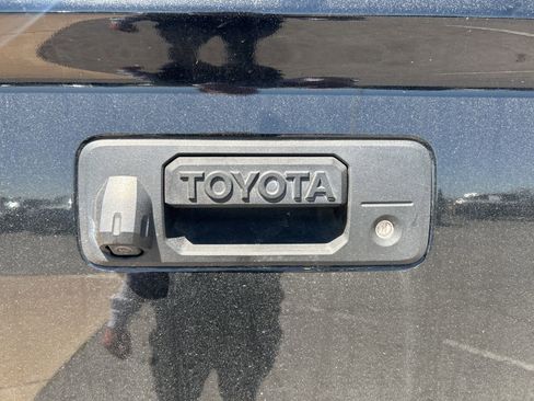 Used 2017 Toyota Tundra 1794 Edition AWD/4WD image 11