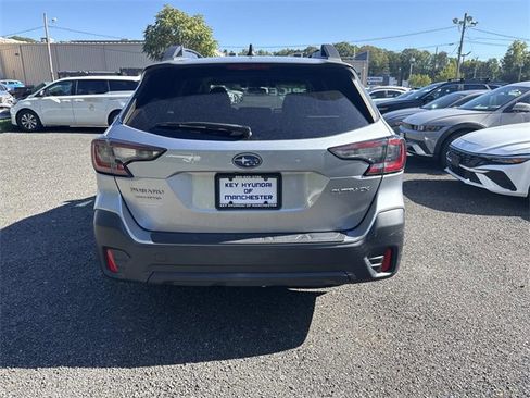 Used 2021 Subaru Outback Premium image 23