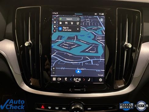 Used 2025 Volvo S60 B5 Core image 33