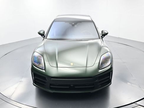 Used 2025 Porsche Panamera 4 image 42