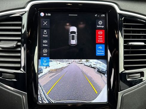 Certified 2023 Volvo XC90 B5 Plus w/ Protection Package image 19