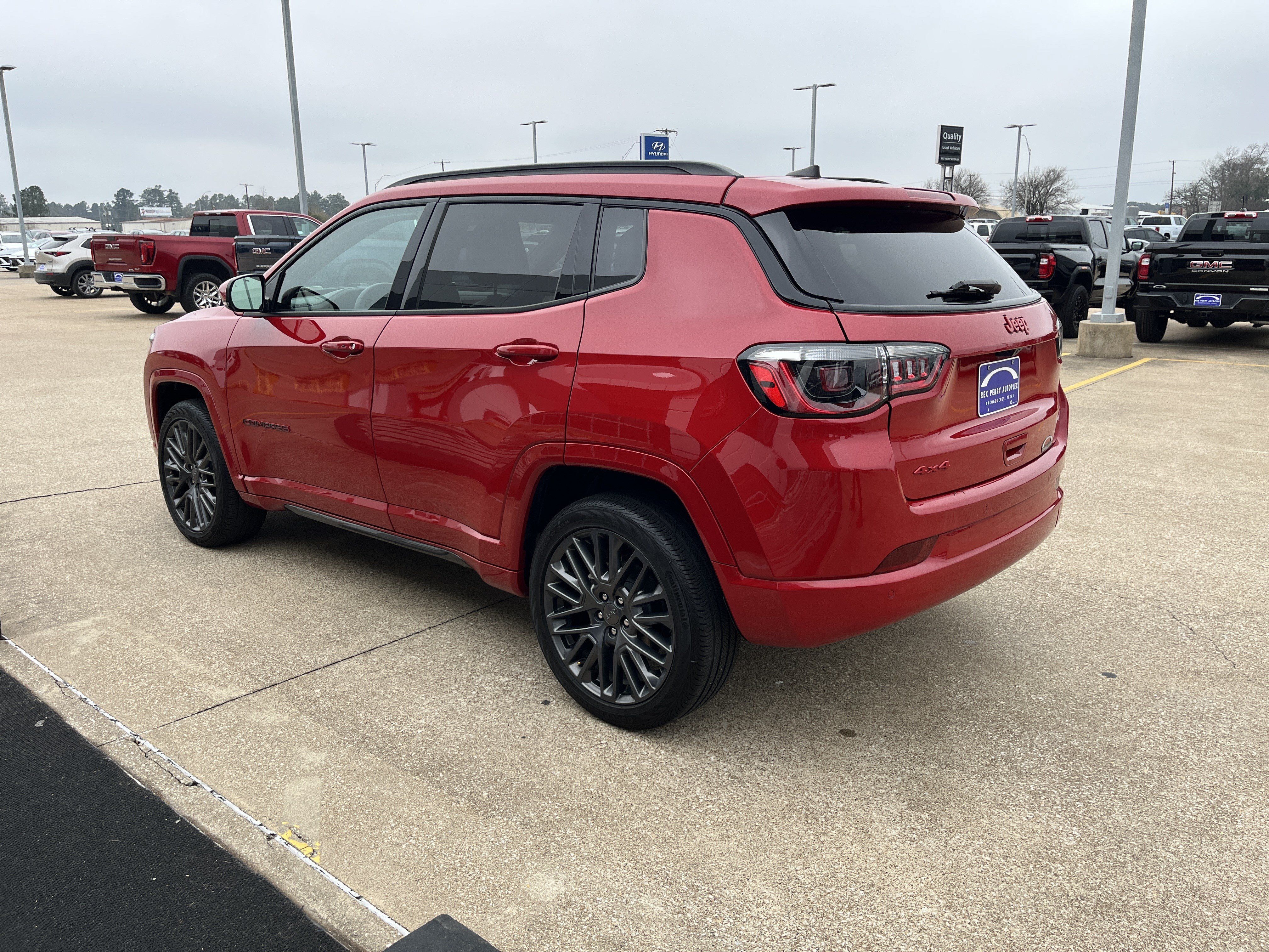 Used 2024 Jeep Compass Limited AWD/4WD image 4