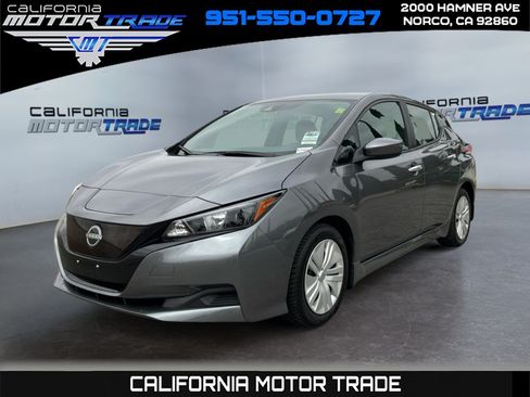 Used 2024 Nissan Leaf S FWD image 1