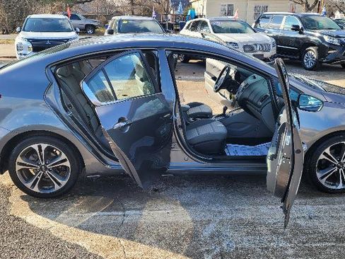 Used 2015 Kia Forte EX w/ UVO Package W/17" Alloys image 16