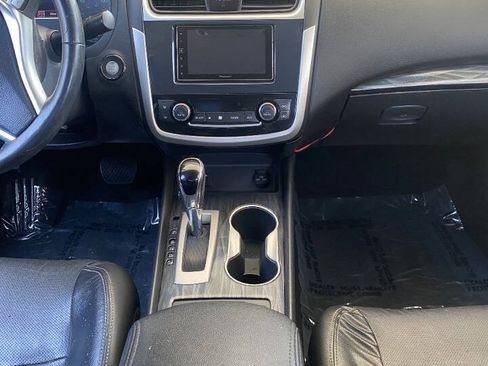 Used 2018 Nissan Altima 2.5 SL FWD image 16