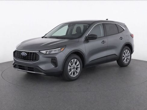 Used 2023 Ford Escape Active AWD/4WD image 3