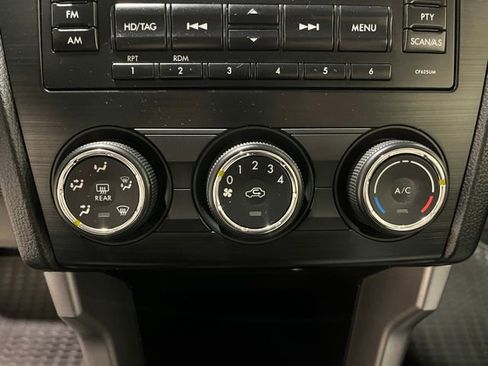 Used 2015 Subaru Forester 2.5i Premium w/ All-Weather Package image 31