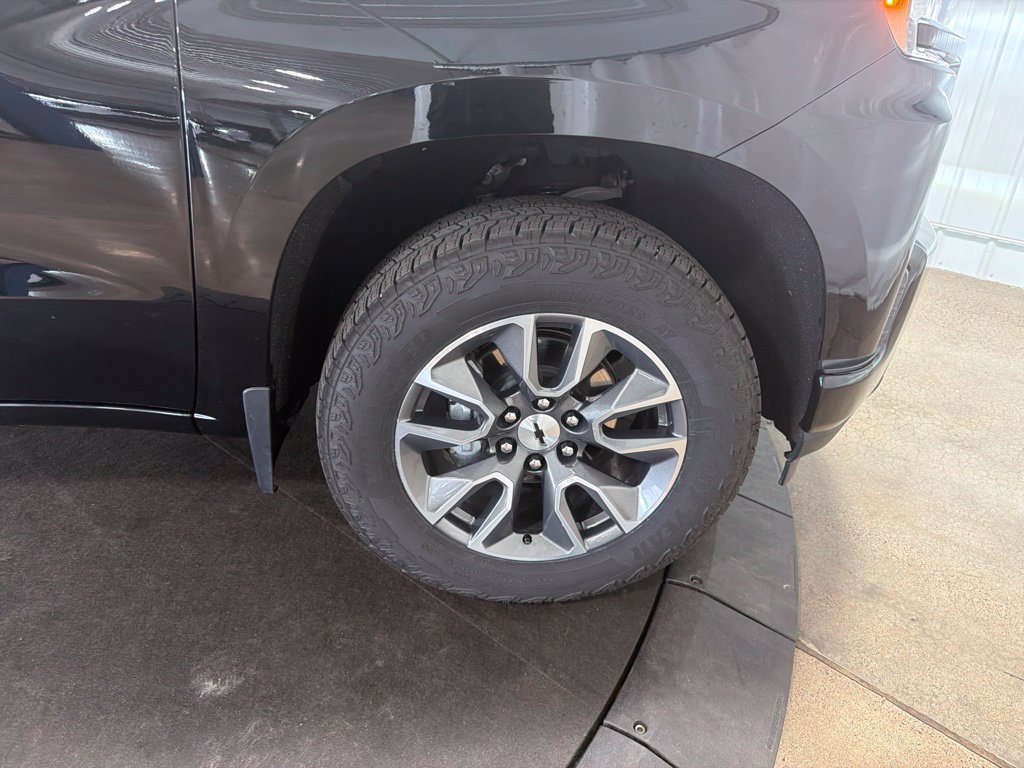 Certified 2021 Chevrolet Silverado 1500 RST w/ All Star Edition Plus AWD/4WD image 38