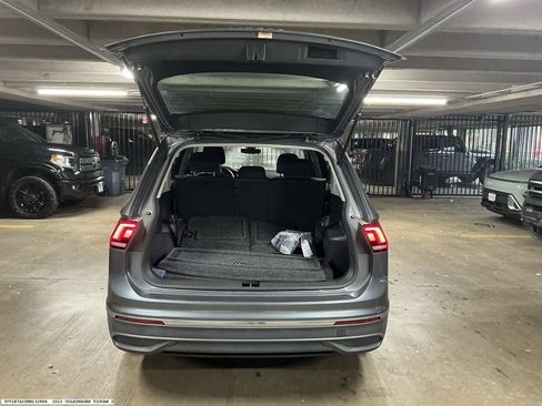 Used 2022 Volkswagen Tiguan S FWD image 10