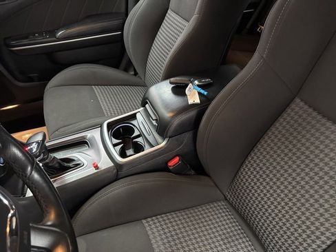 Used 2022 Dodge Charger Scat Pack image 25