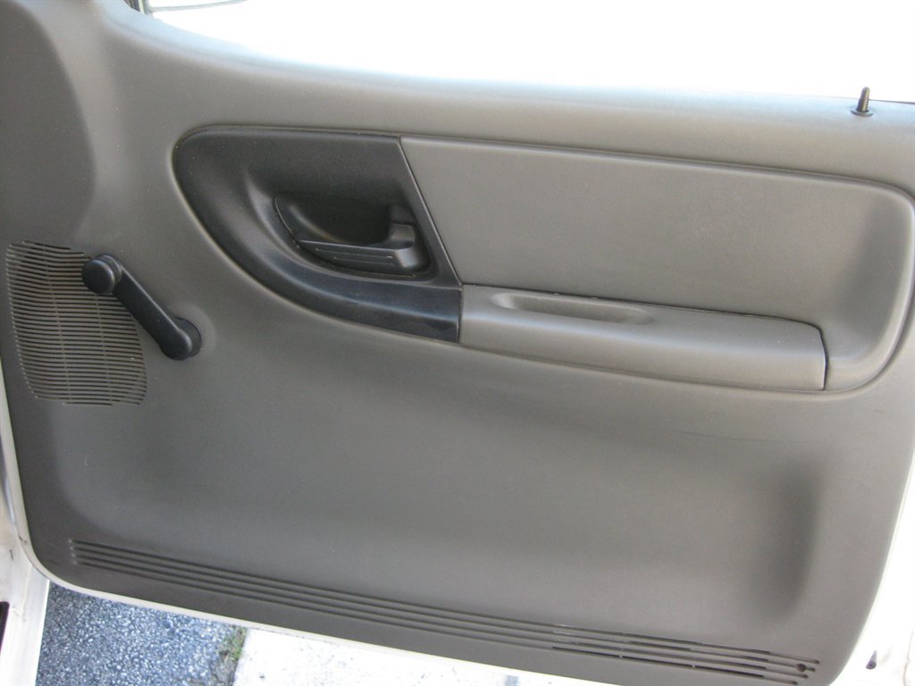 Used 2005 Ford Ranger XL RWD image 28