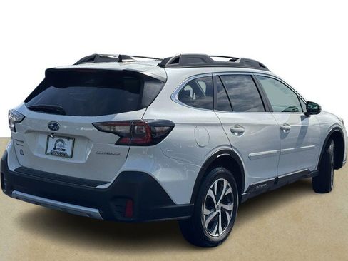 Used 2022 Subaru Outback Limited AWD/4WD image 7