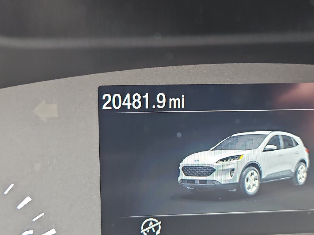 Used 2022 Ford Escape SE w/ SE Sport Appearance Package AWD/4WD image 13