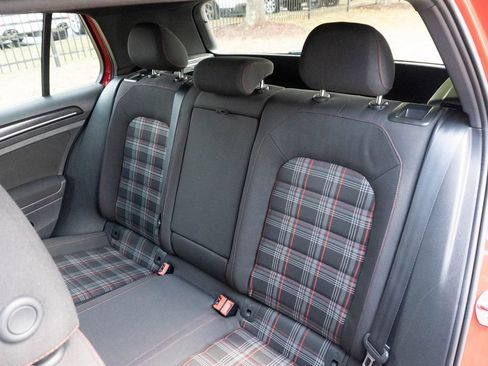 Used 2015 Volkswagen GTI S FWD image 17